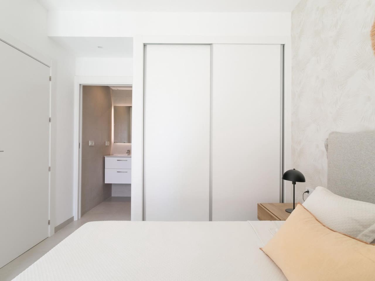 2 quarto Apartamento para venda em Torrevieja com piscina - 325 000 € (Ref: 8515417)