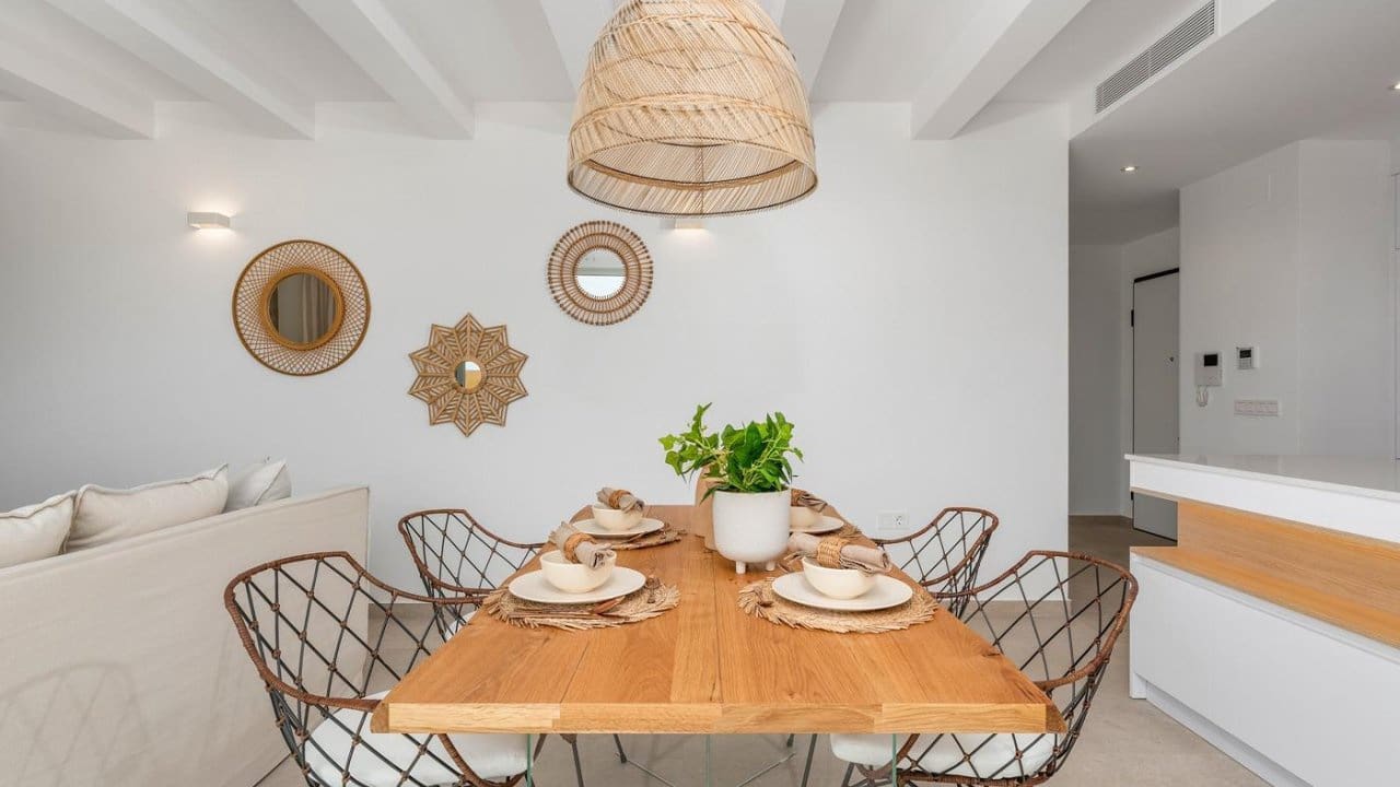 3 bedroom Villa for sale in Los Alcazares with pool - € 499,900 (Ref: 8515437)