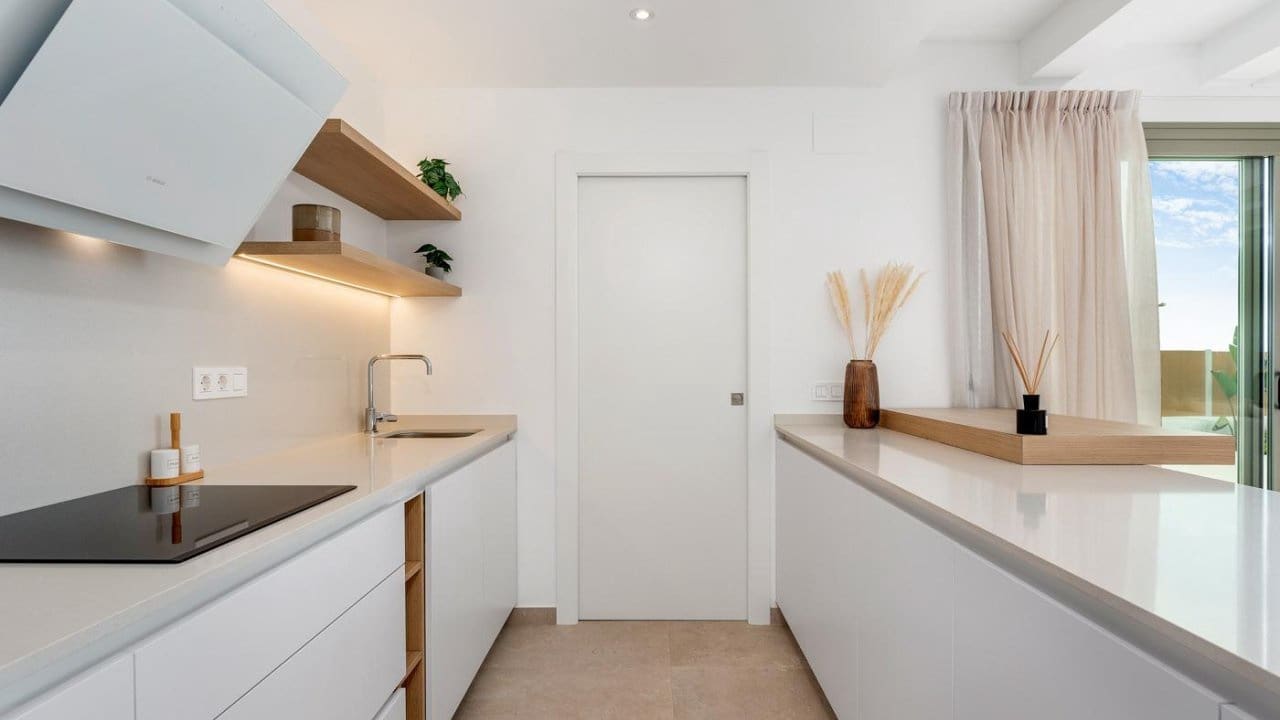 3 bedroom Villa for sale in Los Alcazares with pool - € 499,900 (Ref: 8515437)