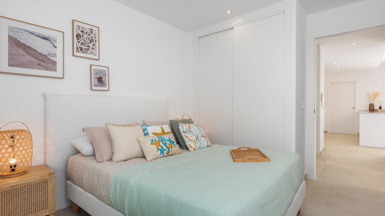 3 bedroom Villa for sale in Los Alcazares with pool - € 499,900 (Ref: 8515437)