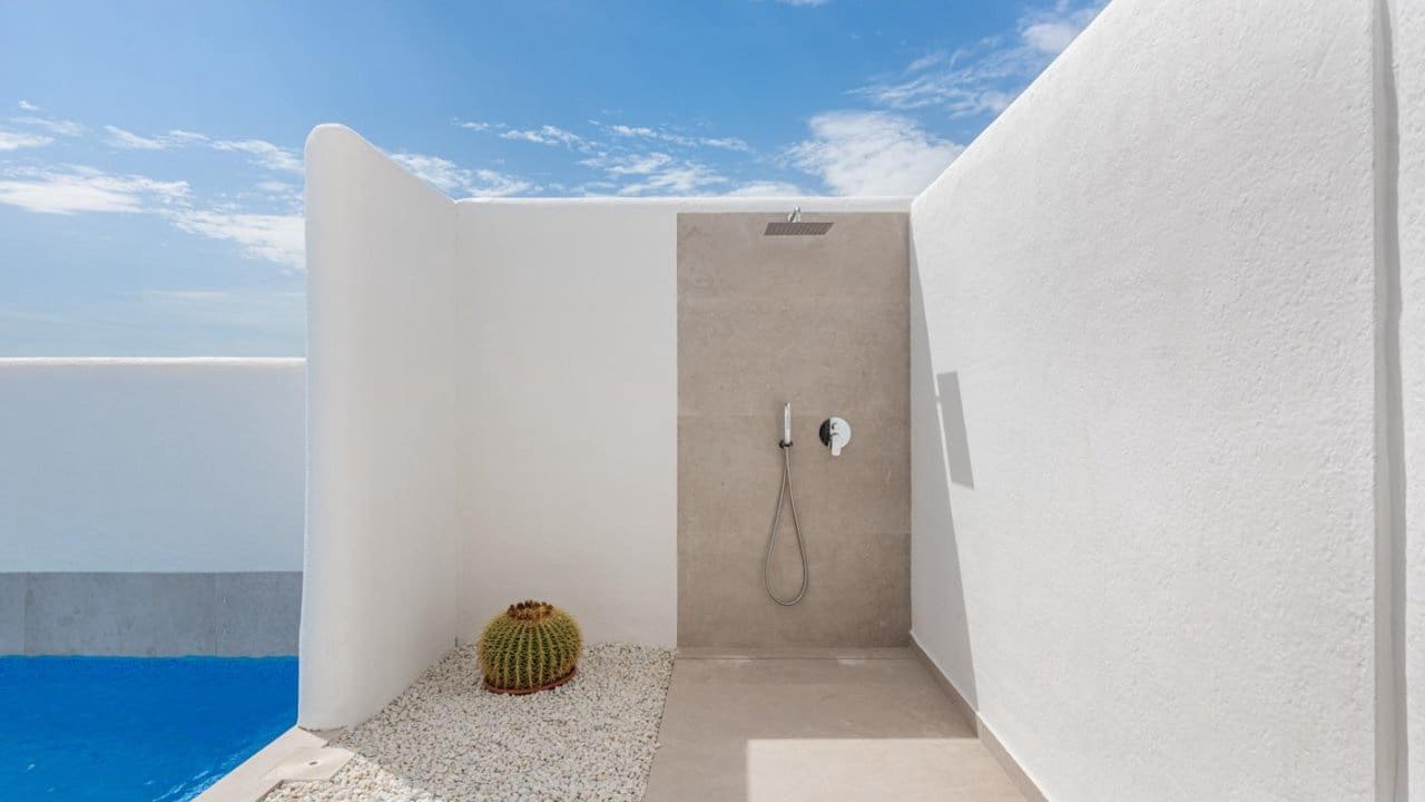 3 bedroom Villa for sale in Los Alcazares with pool - € 499,900 (Ref: 8515437)