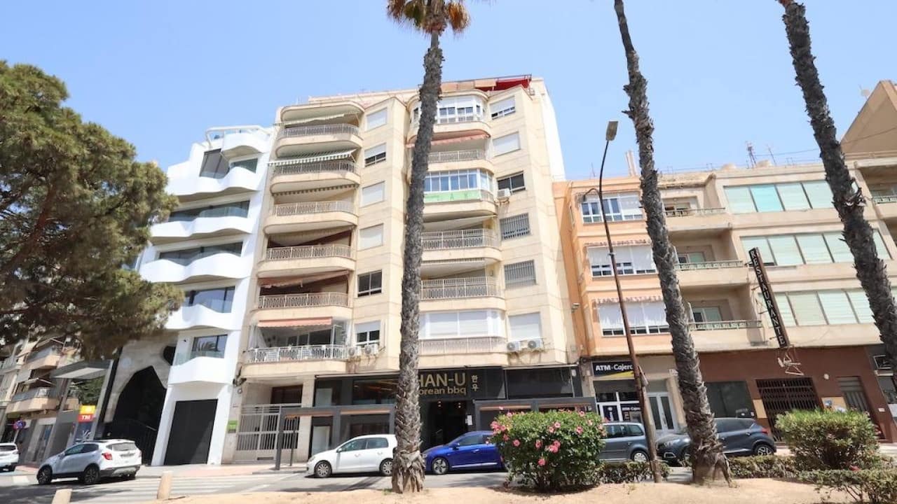 3 slaapkamer Appartement te koop in Torrevieja - € 299.000 (Ref: 8515491)