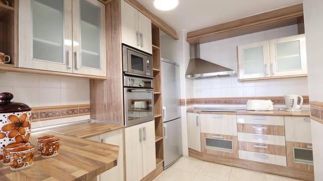 3 slaapkamer Appartement te koop in Centro - Muelle Pesquero, Torrevieja - € 299.000 (Ref: 8515491)