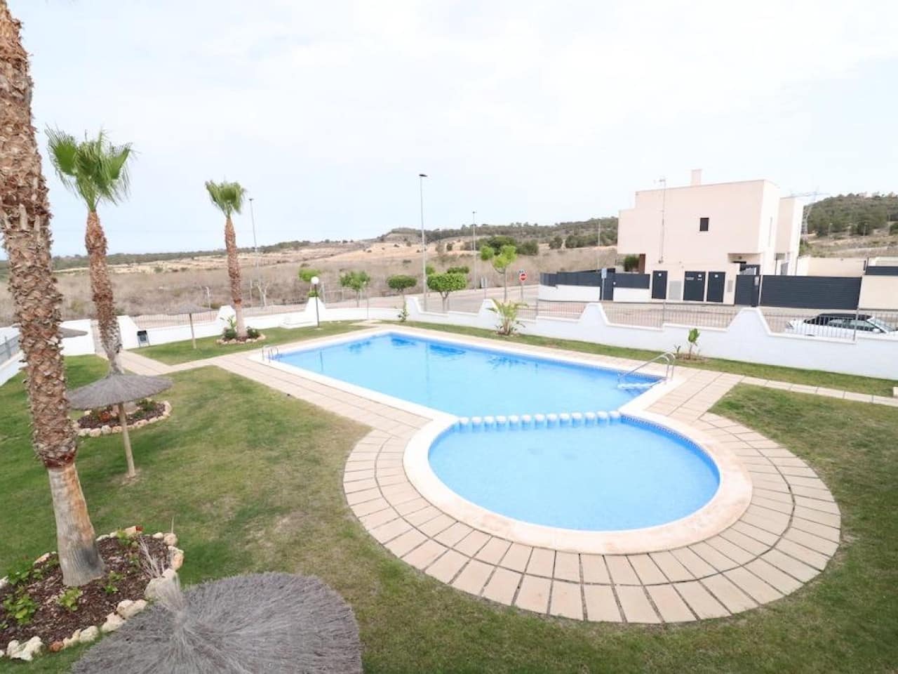 3 slaapkamer Huis te koop in San Miguel de Salinas met zwembad - € 229.000 (Ref: 8515499)