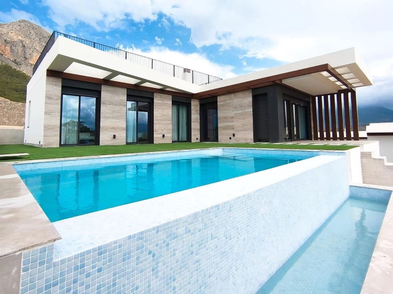 3 Zimmer Villa zu verkaufen in Polop - 540.000 € (Ref: 8515526)