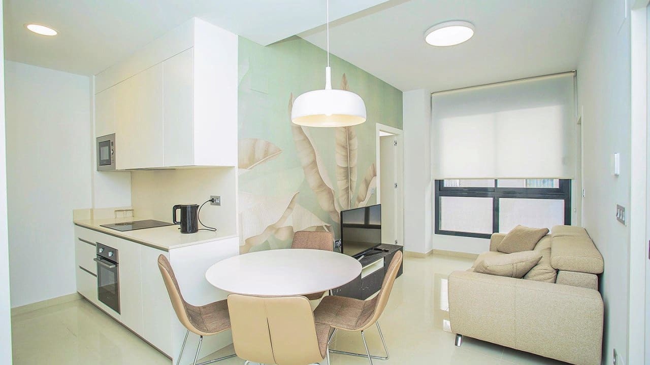 2 makuuhuone Huoneisto myytävänä paikassa Torrevieja mukana uima-altaan - 165 000 € (Ref: 8518691)