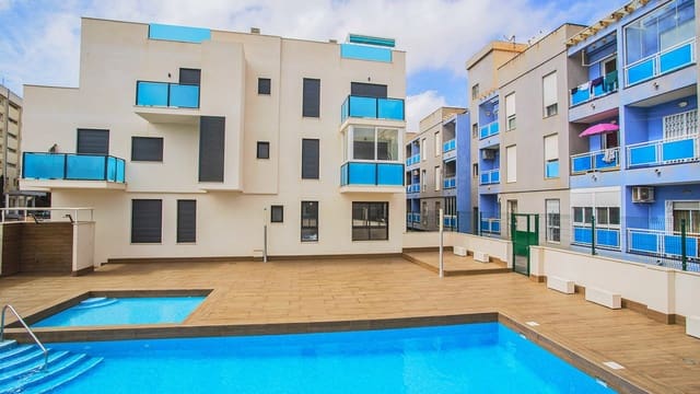 2 makuuhuone Huoneisto myytävänä paikassa Avenida Habaneras - Curva de Palangre, Torrevieja mukana uima-altaan - 165 000 € (Ref: 8518691)