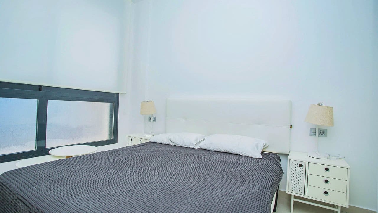 2 makuuhuone Huoneisto myytävänä paikassa Torrevieja mukana uima-altaan - 165 000 € (Ref: 8518691)