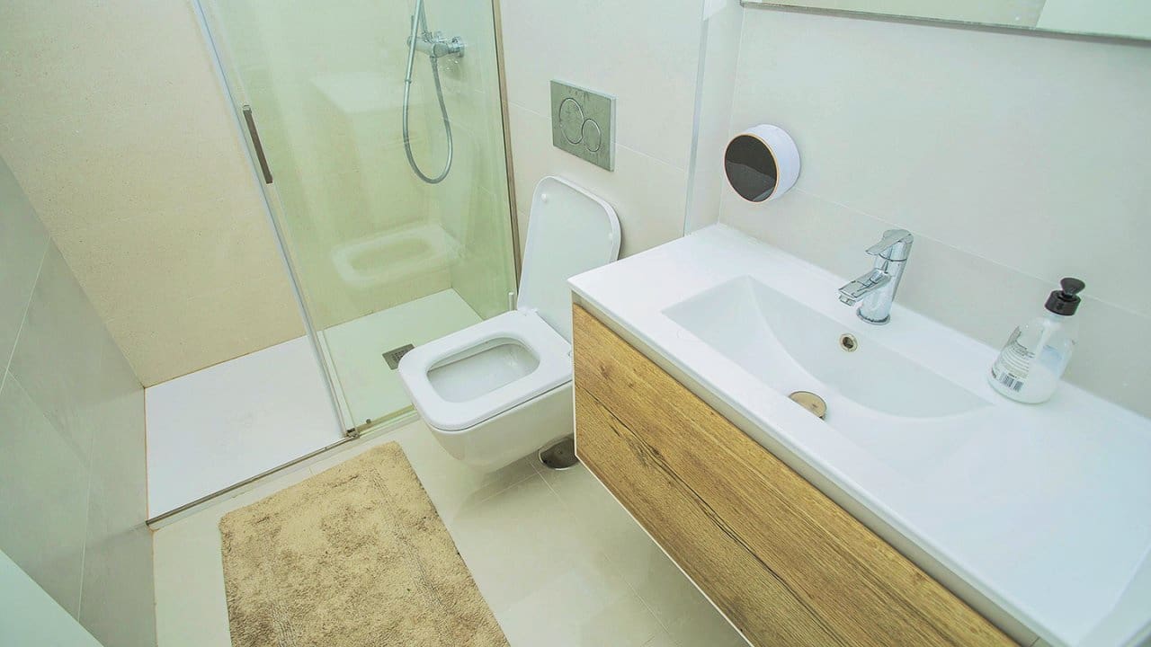 2 makuuhuone Huoneisto myytävänä paikassa Torrevieja mukana uima-altaan - 165 000 € (Ref: 8518691)