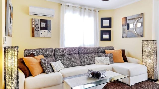 3 slaapkamer Appartement te koop in Dehesa de Campoamor, Orihuela met zwembad garage - € 260.000 (Ref: 8534968)