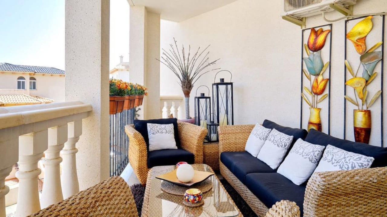 3 sovrum Lägenhet till salu i Orihuela Costa med pool garage - 260 000 € (Ref: 8534968)