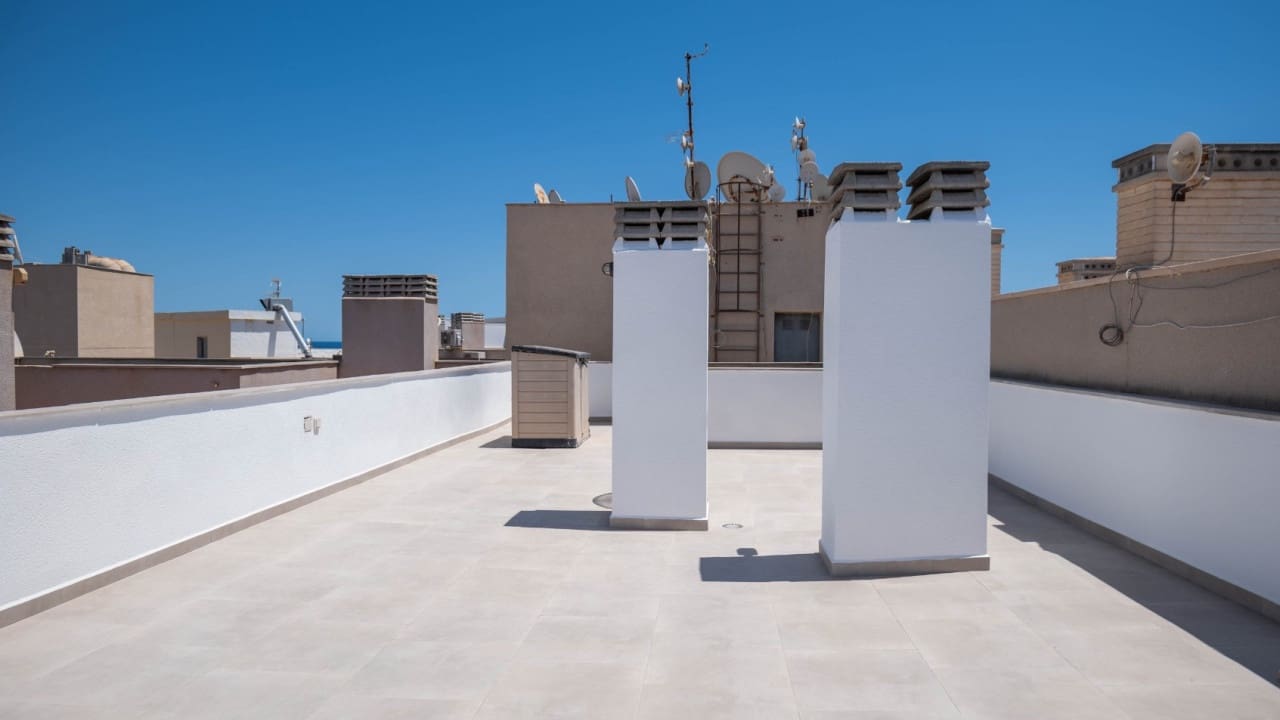 2 sovrum Lägenhet till salu i Torrevieja med pool - 310 000 € (Ref: 8535932)