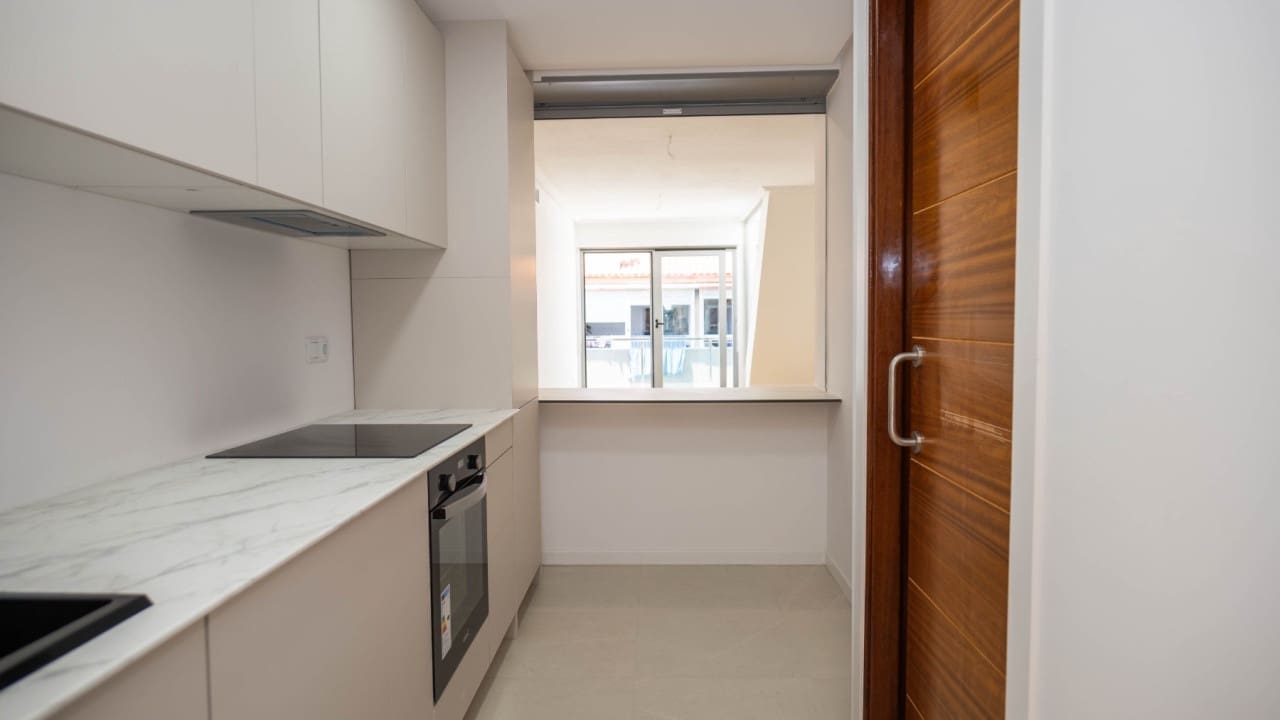 2 sovrum Lägenhet till salu i Torrevieja med pool - 310 000 € (Ref: 8535932)