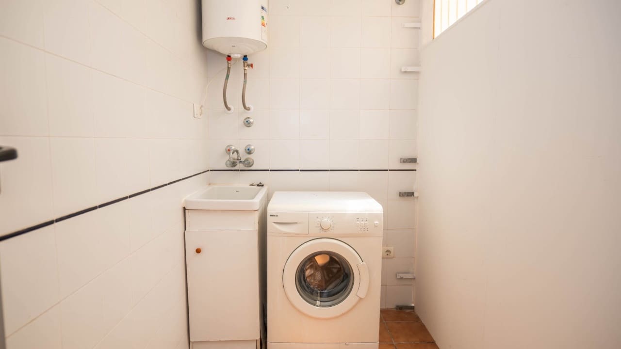 2 sovrum Lägenhet till salu i Torrevieja med pool - 310 000 € (Ref: 8535932)