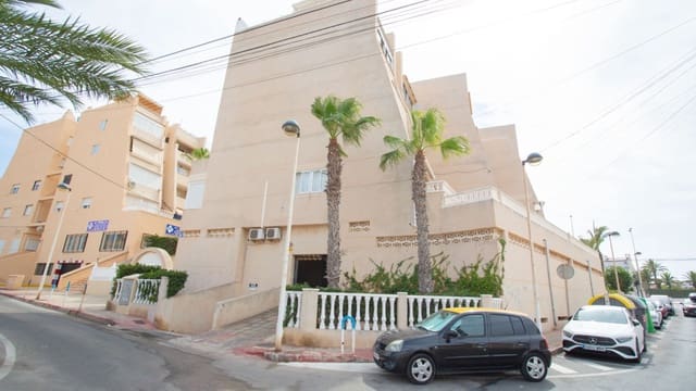 Garasje til salgs i Cabo Cervera, Torrevieja - € 10 000 (Ref: 8535935)