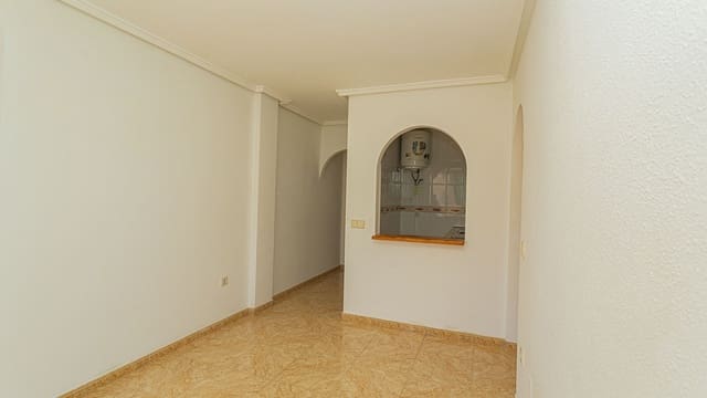 2 soveværelse Lejlighed til salg i El Molino, Torrevieja med swimmingpool - € 136.500 (Ref: 8549853)