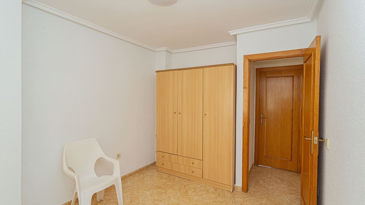 2 soveværelse Lejlighed til salg i Torrevieja med swimmingpool - € 136.500 (Ref: 8549853)