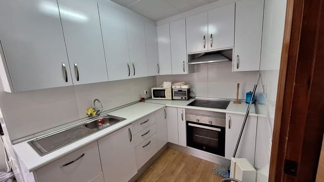 3 slaapkamer Appartement te koop in Playa del Acequión, Torrevieja met zwembad garage - € 250.000 (Ref: 8555209)