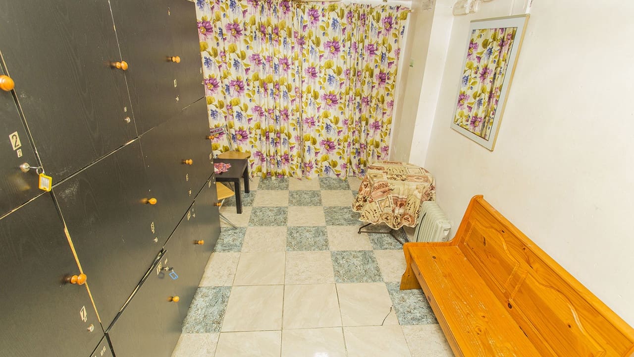25 quarto Comercial para venda em Torrevieja - 950 000 € (Ref: 8558267)