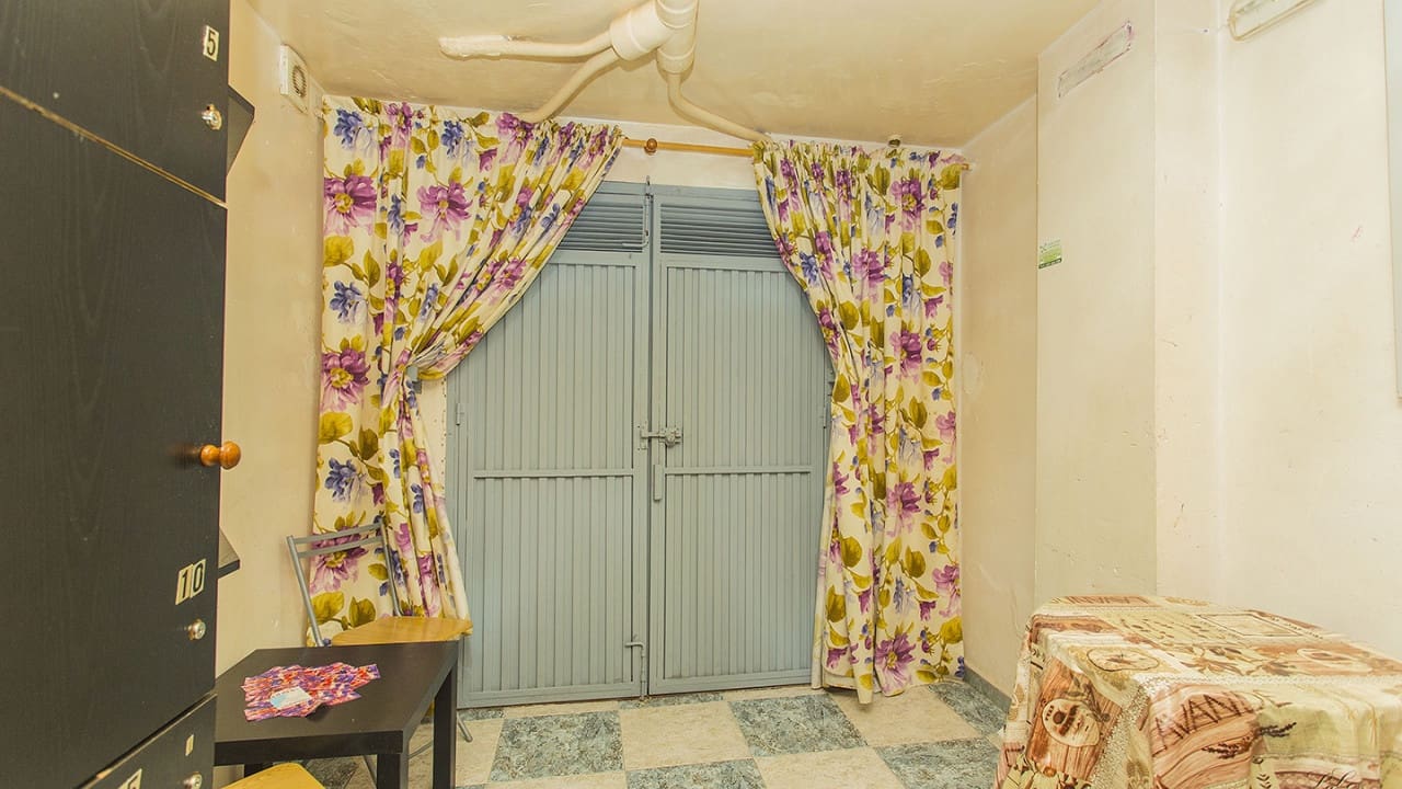 25 quarto Comercial para venda em Torrevieja - 950 000 € (Ref: 8558267)