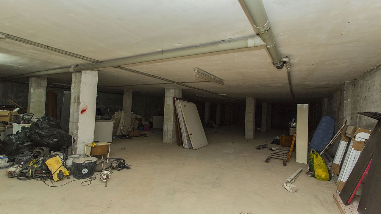 25 quarto Comercial para venda em Torrevieja - 950 000 € (Ref: 8558267)