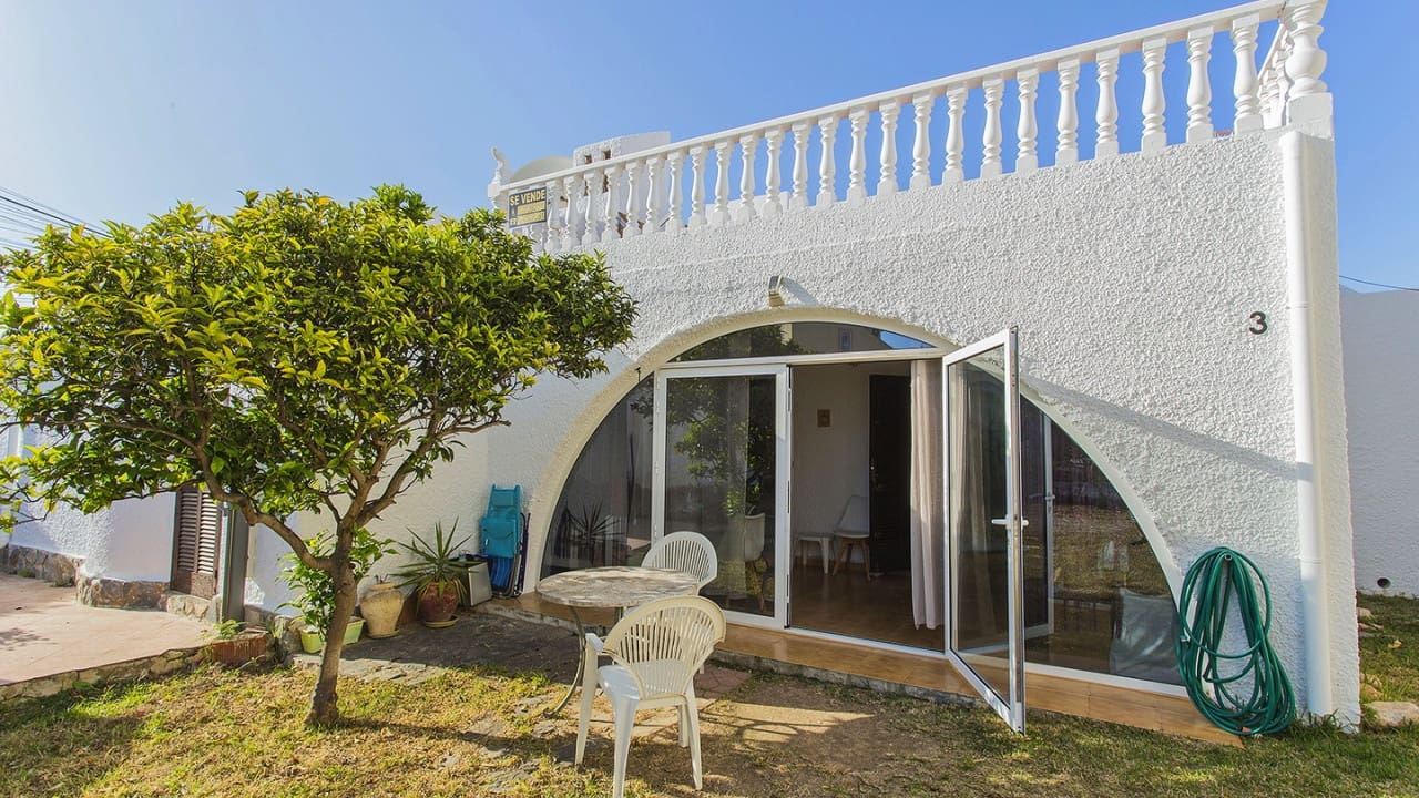 2 bedroom Villa for sale in Orihuela Costa with garage - € 175,000 (Ref: 8562303)