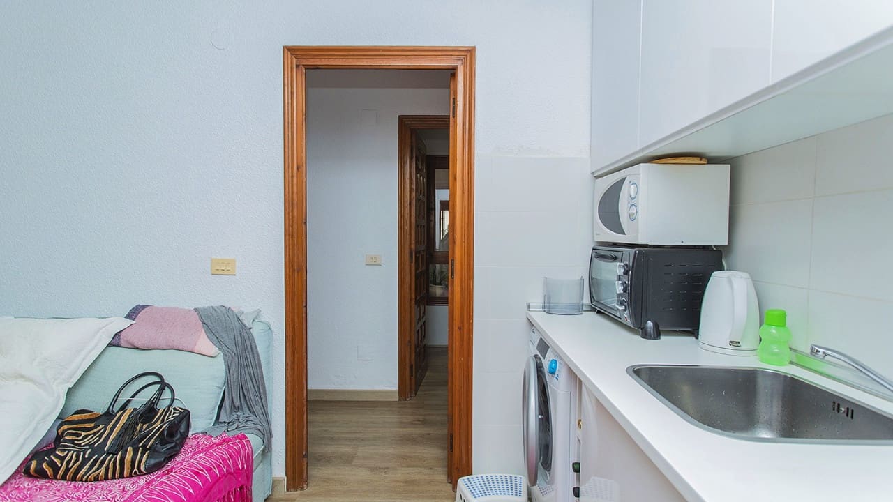 2 bedroom Villa for sale in Orihuela Costa with garage - € 175,000 (Ref: 8562303)