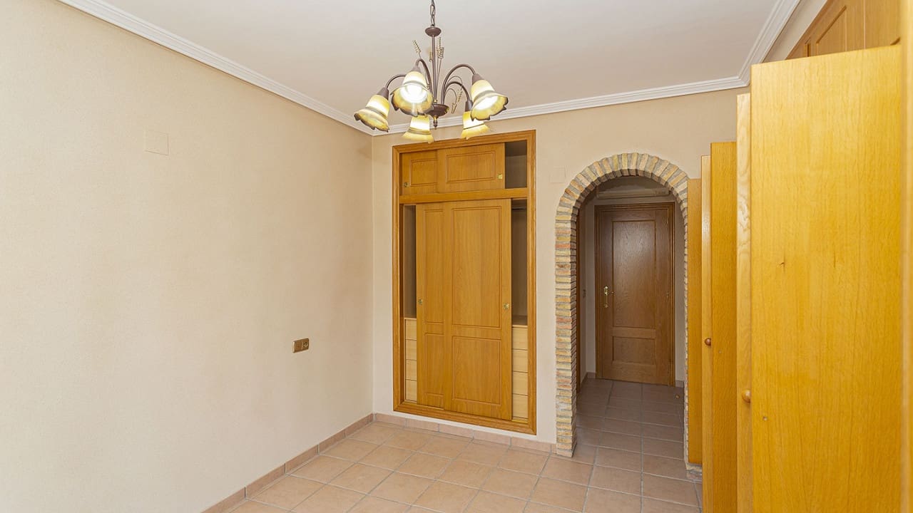 3 soveværelse Byhus til salg i Dehesa de Campoamor med swimmingpool - € 315.000 (Ref: 8566810)