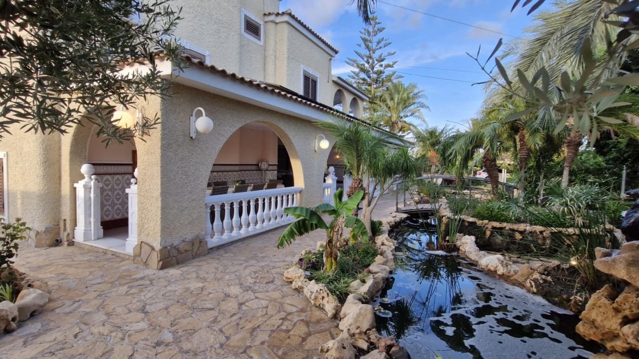7 soveværelse Finca/Landehus til salg i Elche / Elx med swimmingpool - € 735.000 (Ref: 8571837)