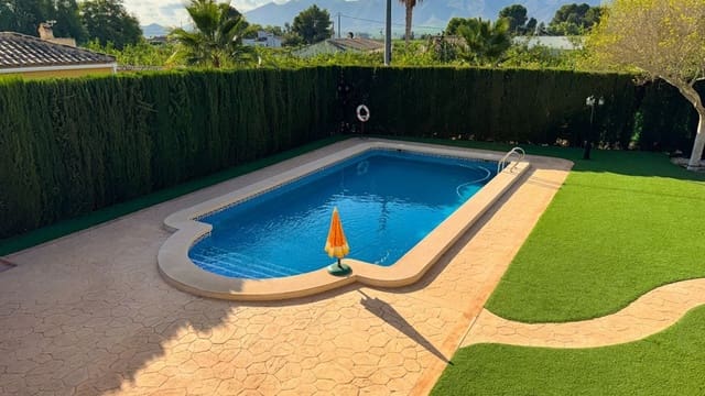 3 sovrum Finca/Hus på landet till salu i Orihuela med pool - 348 999 € (Ref: 8571843)