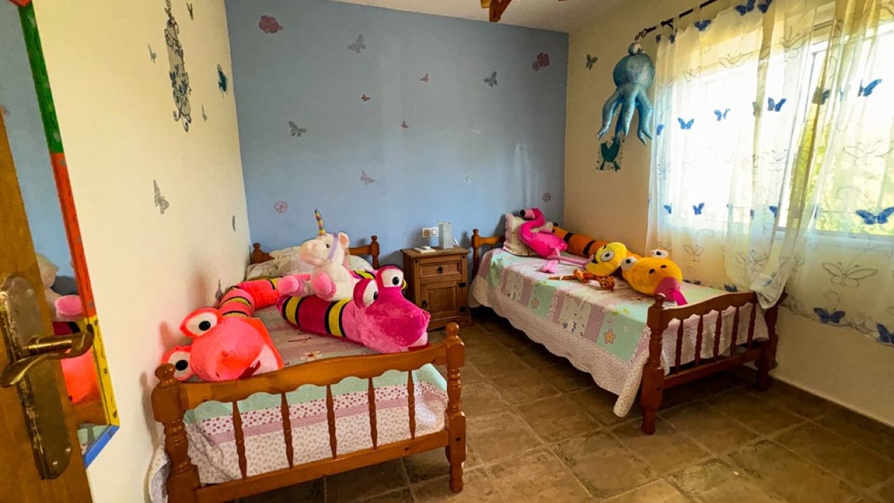 3 sovrum Finca/Hus på landet till salu i Orihuela med pool - 348 999 € (Ref: 8571843)