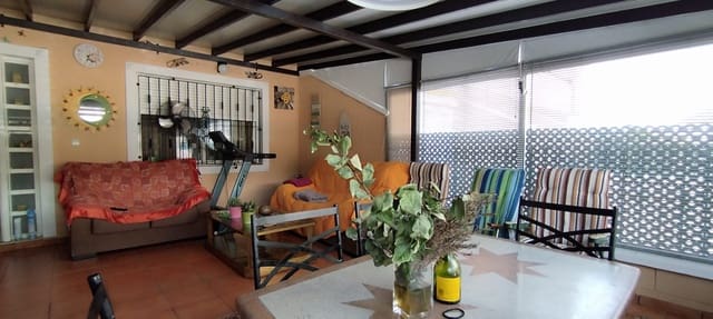 4 sypialnia Willa na sprzedaż w Elche / Elx z basenem - 360 000 € (Ref: 8571845)