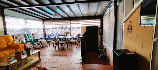 4 sypialnia Willa na sprzedaż w Elche / Elx z basenem - 360 000 € (Ref: 8571845)