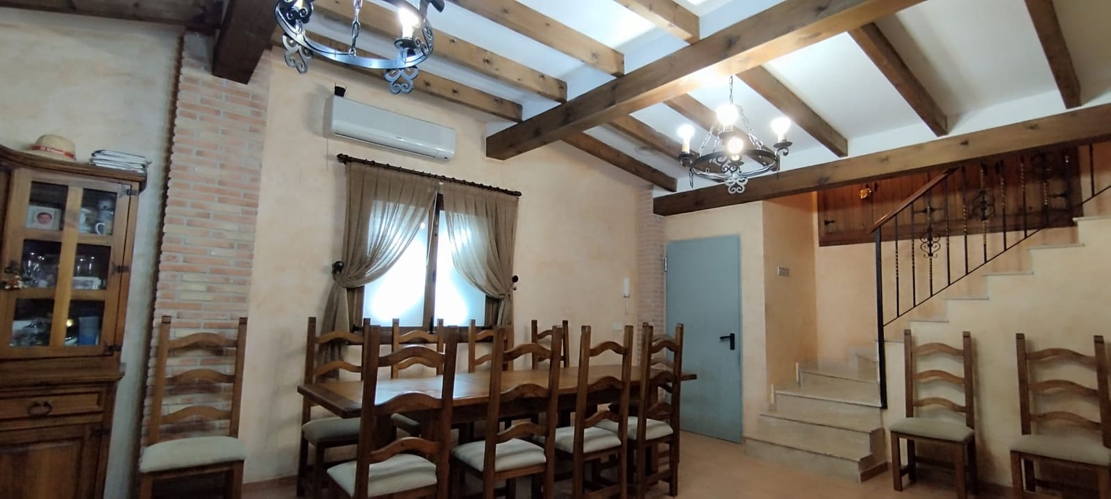 4 sypialnia Willa na sprzedaż w Elche / Elx z basenem - 360 000 € (Ref: 8571845)