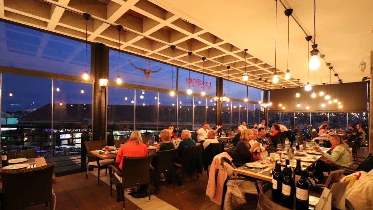 Local Comercial de 3 habitaciones en Playa Flamenca en venta - 425.000 € (Ref: 8573007)