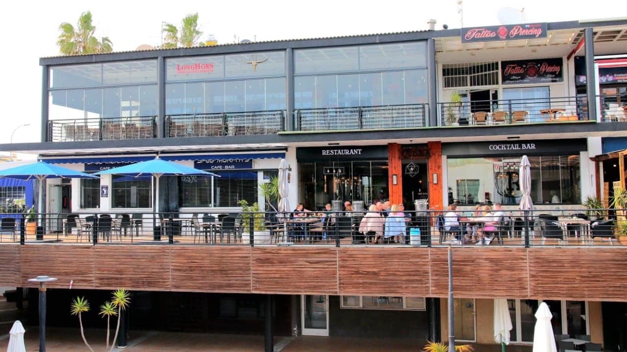 Local Comercial de 3 habitaciones en Playa Flamenca en venta - 425.000 € (Ref: 8573007)