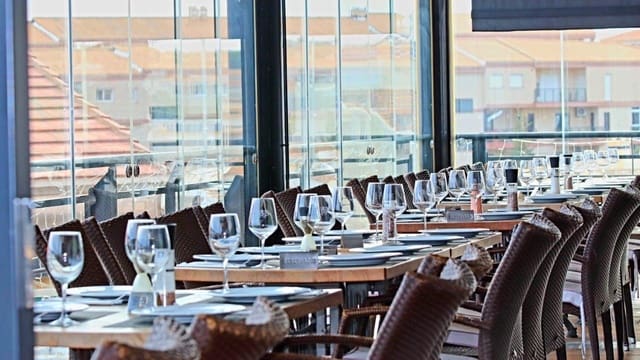 3 bedroom Commercial for sale in Playa Flamenca, Orihuela - € 425,000 (Ref: 8573007)