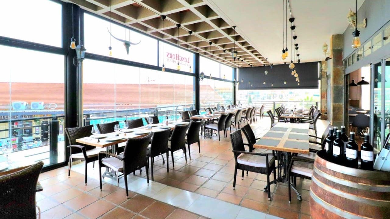 Local Comercial de 3 habitaciones en Playa Flamenca en venta - 425.000 € (Ref: 8573007)