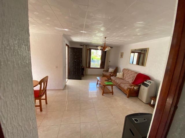 12 soveværelse Byhus til salg i Punta Prima, Torrevieja - € 800.000 (Ref: 8573008)