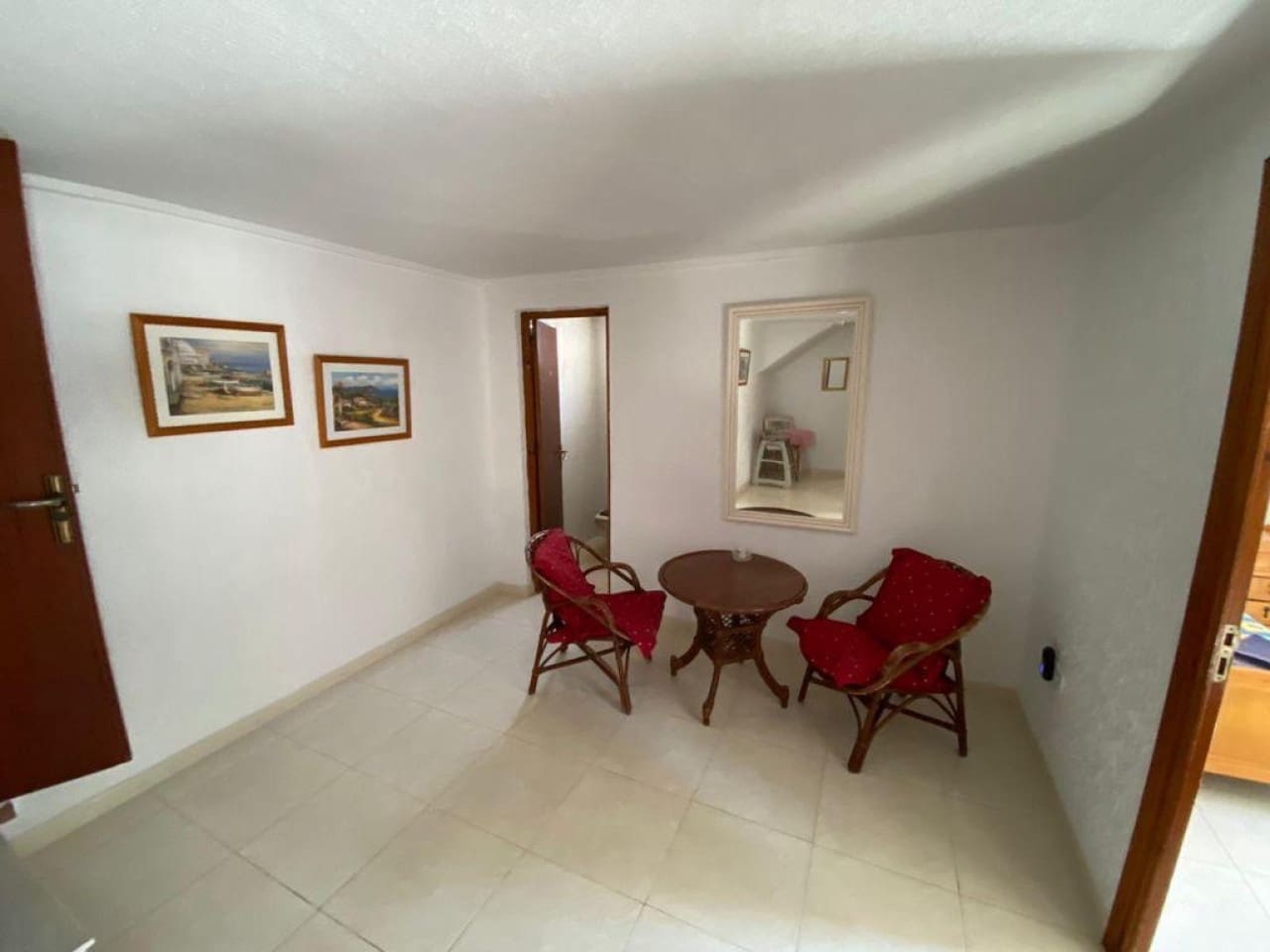 12 sypialnia Dom na sprzedaż w Punta Prima - 800 000 € (Ref: 8573008)