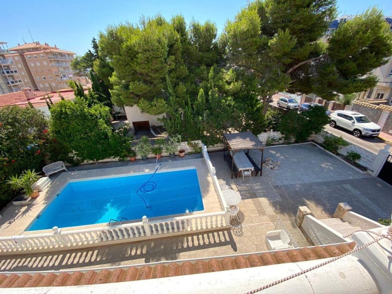 12 sypialnia Dom na sprzedaż w Punta Prima - 800 000 € (Ref: 8573008)