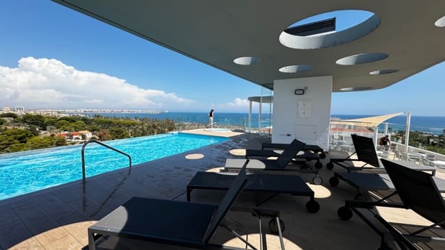 3 bedroom Apartment for sale in Punta Prima, Torrevieja with pool - € 470,000 (Ref: 8573019)