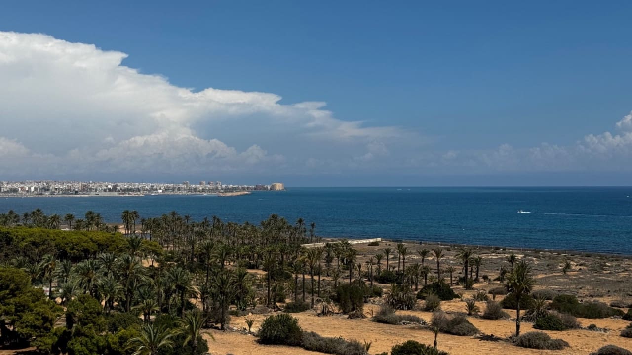 3 bedroom Apartment for sale in Punta Prima with pool - € 470,000 (Ref: 8573019)