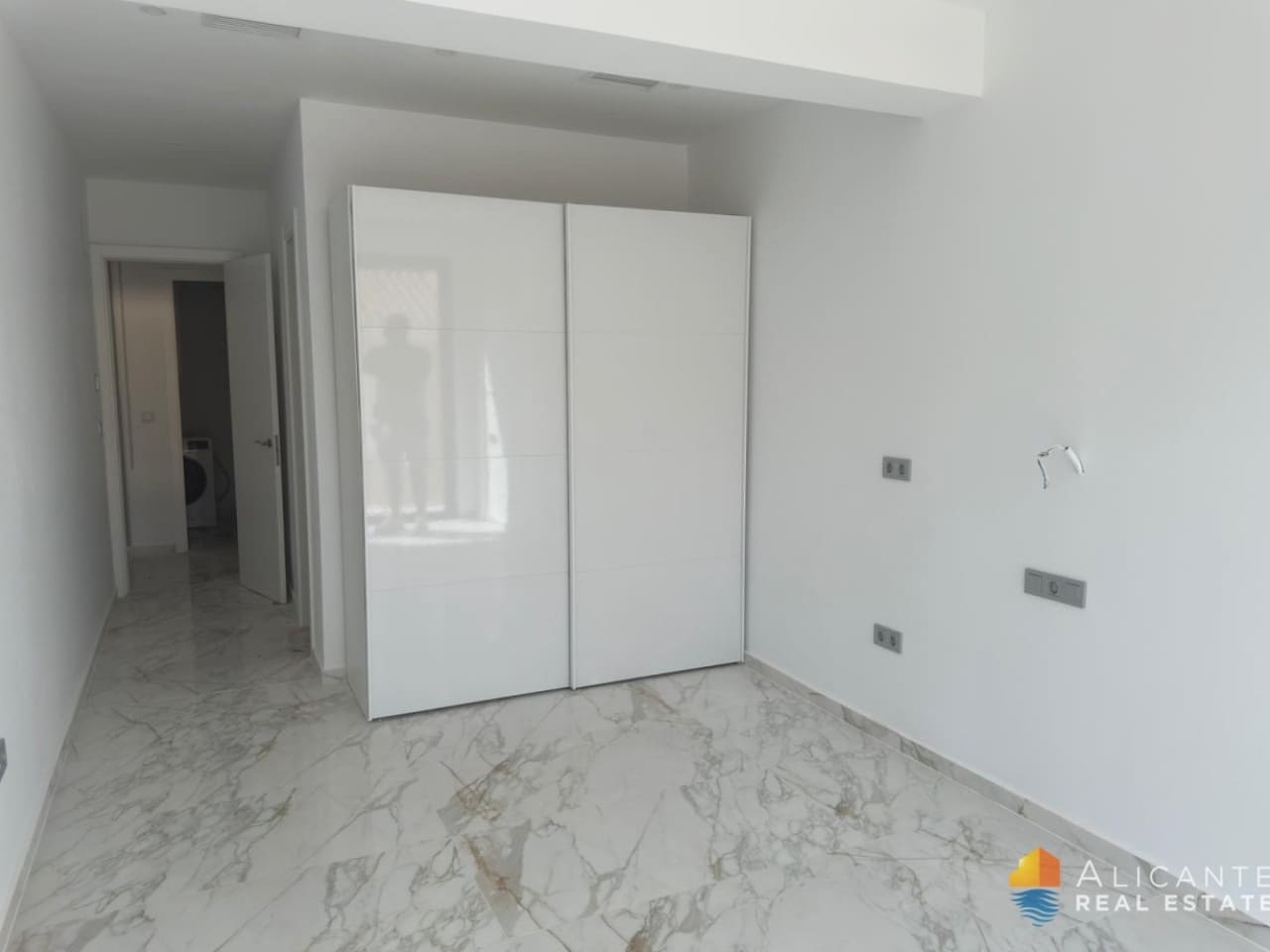 4 sypialnia Willa na sprzedaż w Los Balcones - 995 000 € (Ref: 8573024)