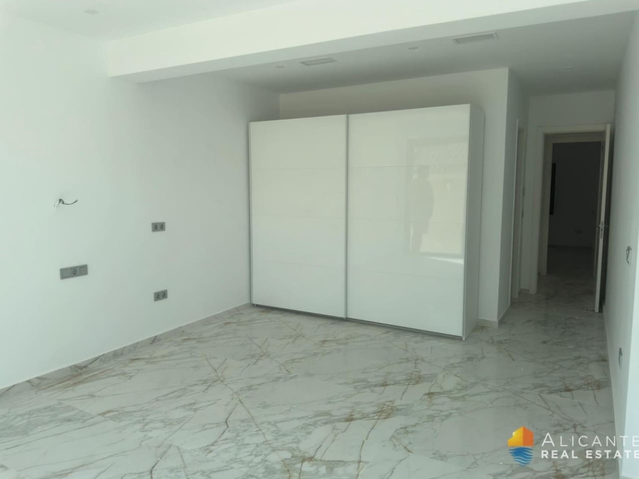 4 sypialnia Willa na sprzedaż w Los Balcones - 995 000 € (Ref: 8573024)