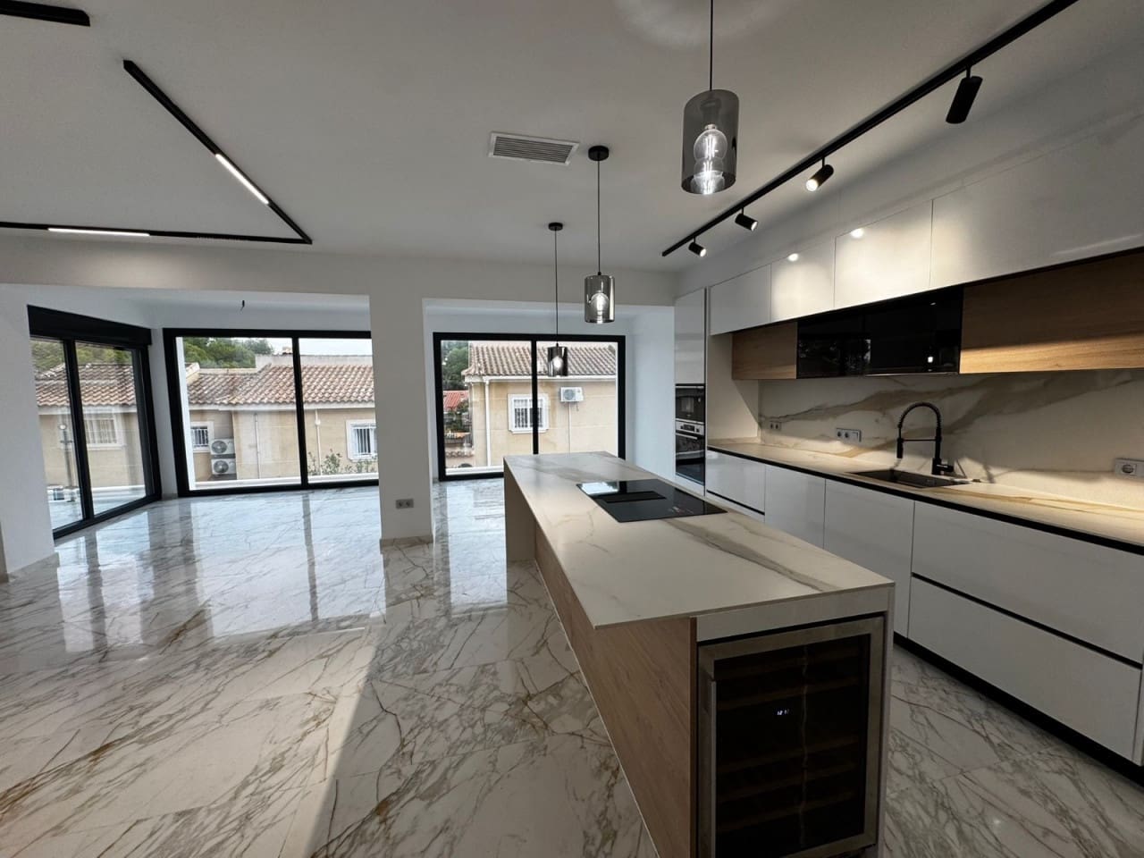 4 sypialnia Willa na sprzedaż w Los Balcones - 995 000 € (Ref: 8573024)