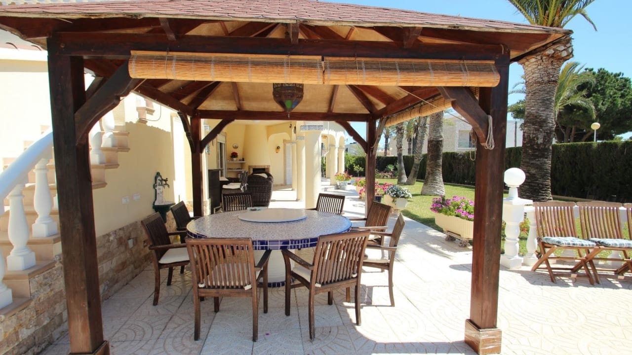 4 camera da letto Villa in vendita in Punta Prima con piscina - 1.150.000 € (Rif: 8573027)