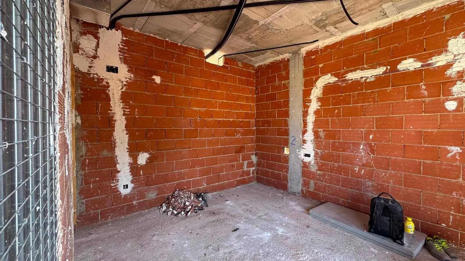 Mark till salu i La Zenia - 1 700 000 € (Ref: 8573031)