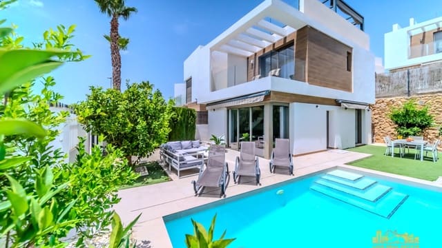 3 camera da letto Villa in vendita in Villamartin, Orihuela - 495.000 € (Rif: 8573032)