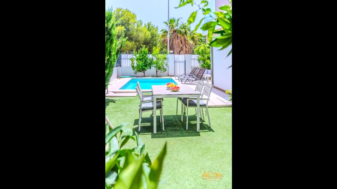 3 camera da letto Villa in vendita in Villamartin - 495.000 € (Rif: 8573032)